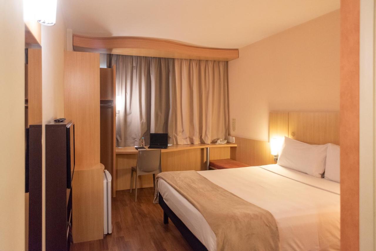 Ibis Sao Paulo Barra Funda Hotell Exteriör bild