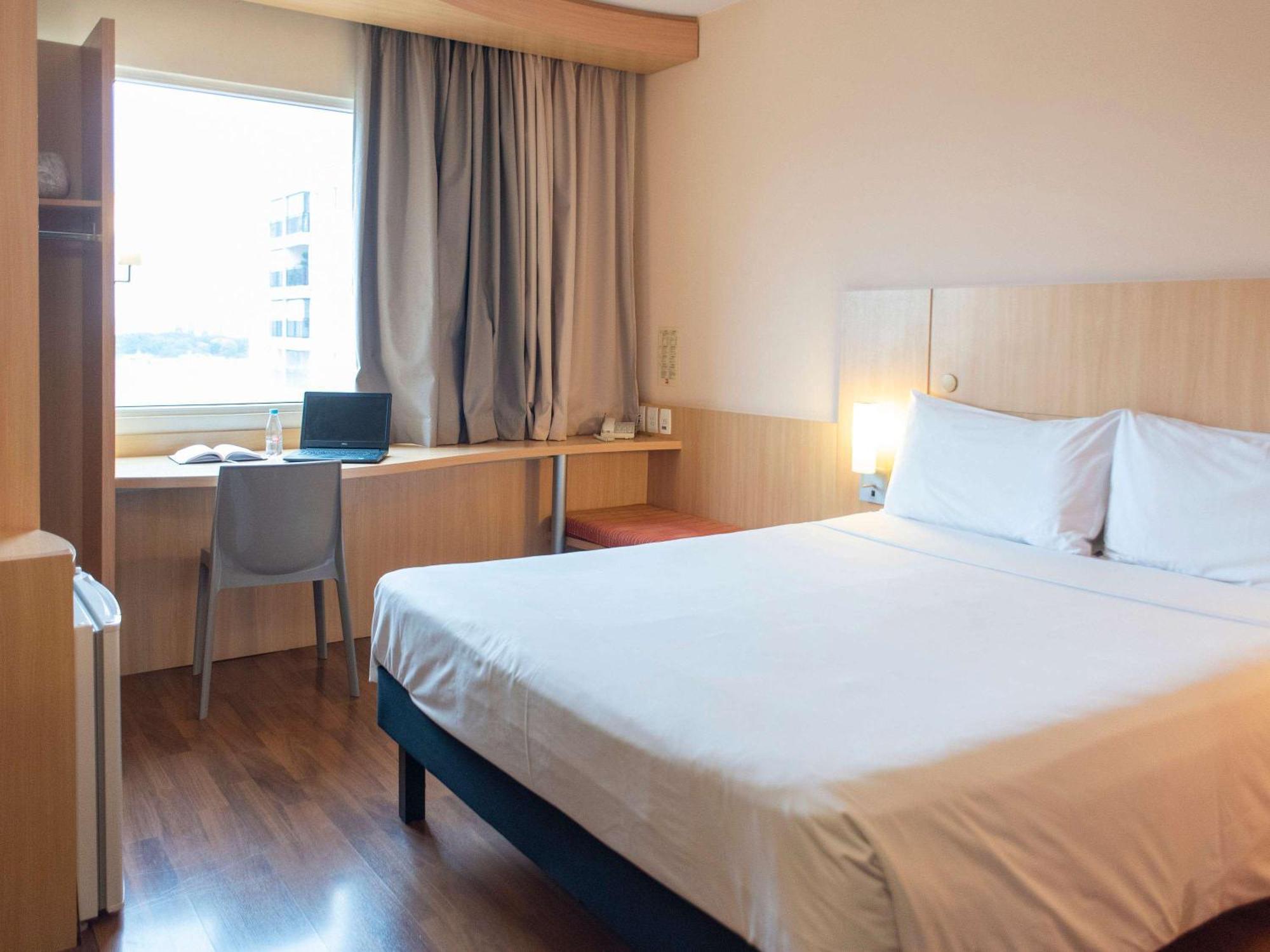 Ibis Sao Paulo Barra Funda Hotell Exteriör bild